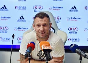 卡萨诺：总是有人批评孔蒂，但那不勒斯目前克服困难排在意甲榜首