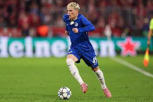 🚀向前冲！加纳乔是首位代表两支英格兰球队欧冠进球的U21球员