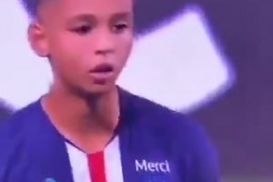 他会后悔吗？16岁的阿诺德和队友接受采访！